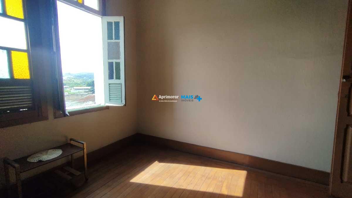 Casa à venda no Centro: 