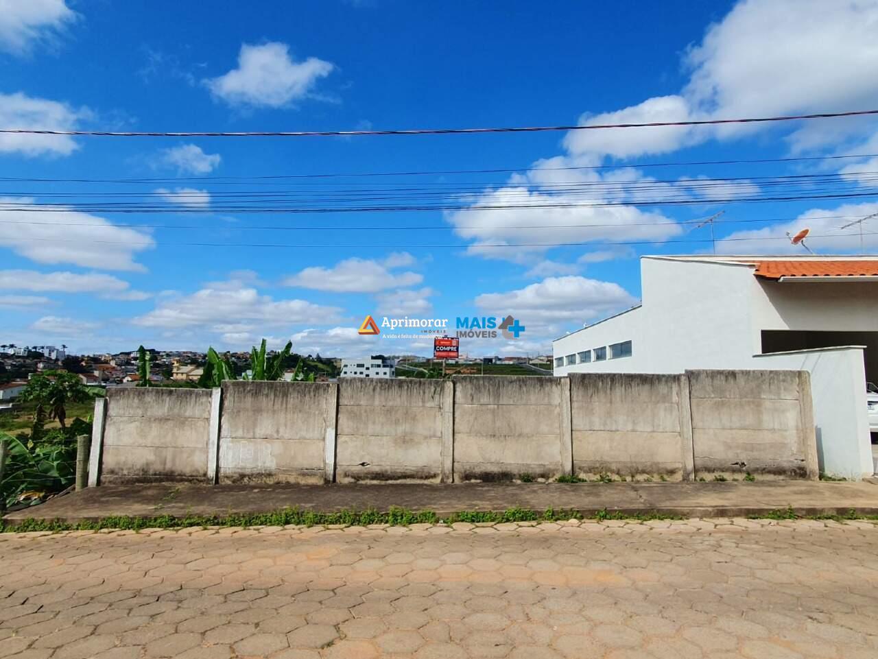 Lote à venda no Sinhaninha: 