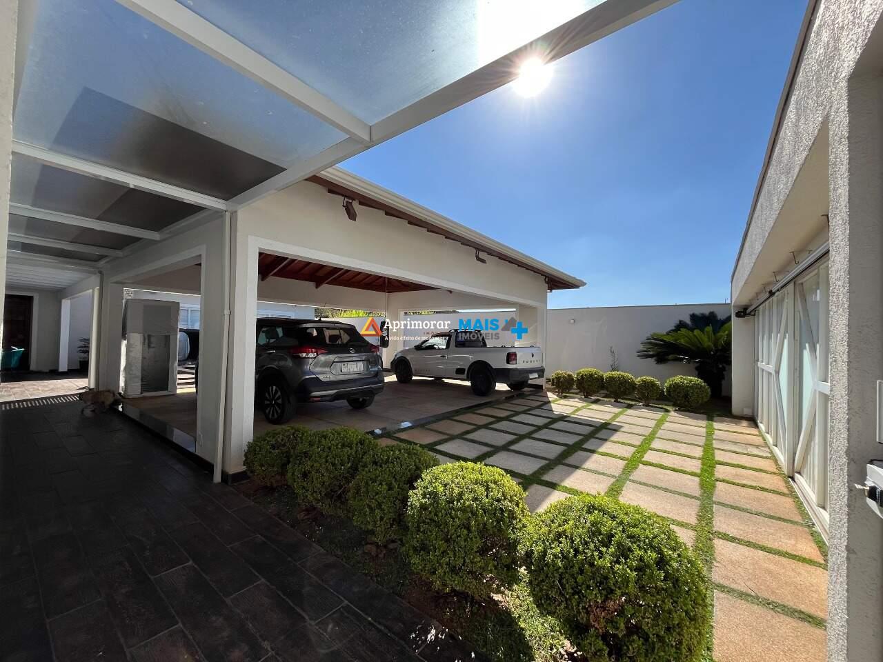 Casa em condomínio à venda no Condomínio Rocha Costa: 