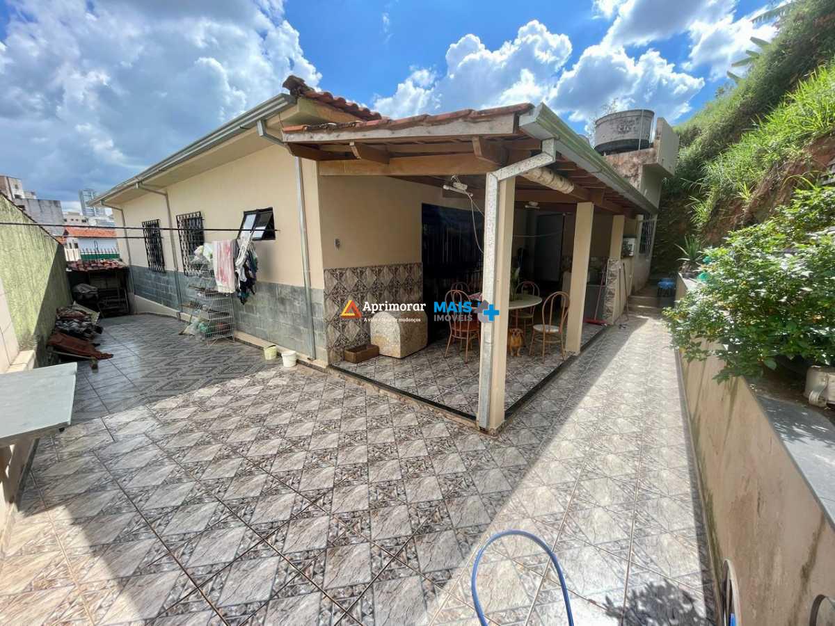 Casa à venda no Cabrais: 