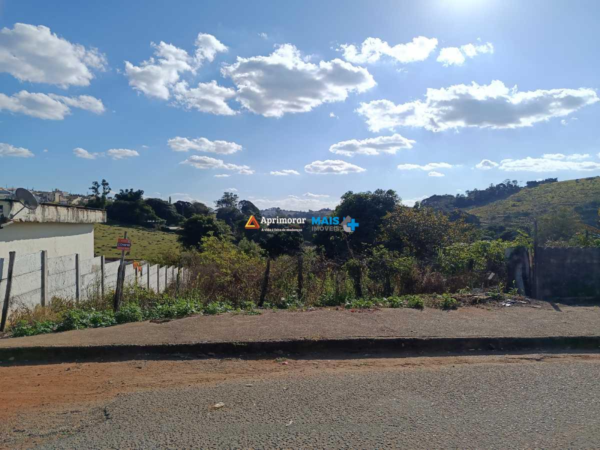 Lote à venda no São Geraldo: 