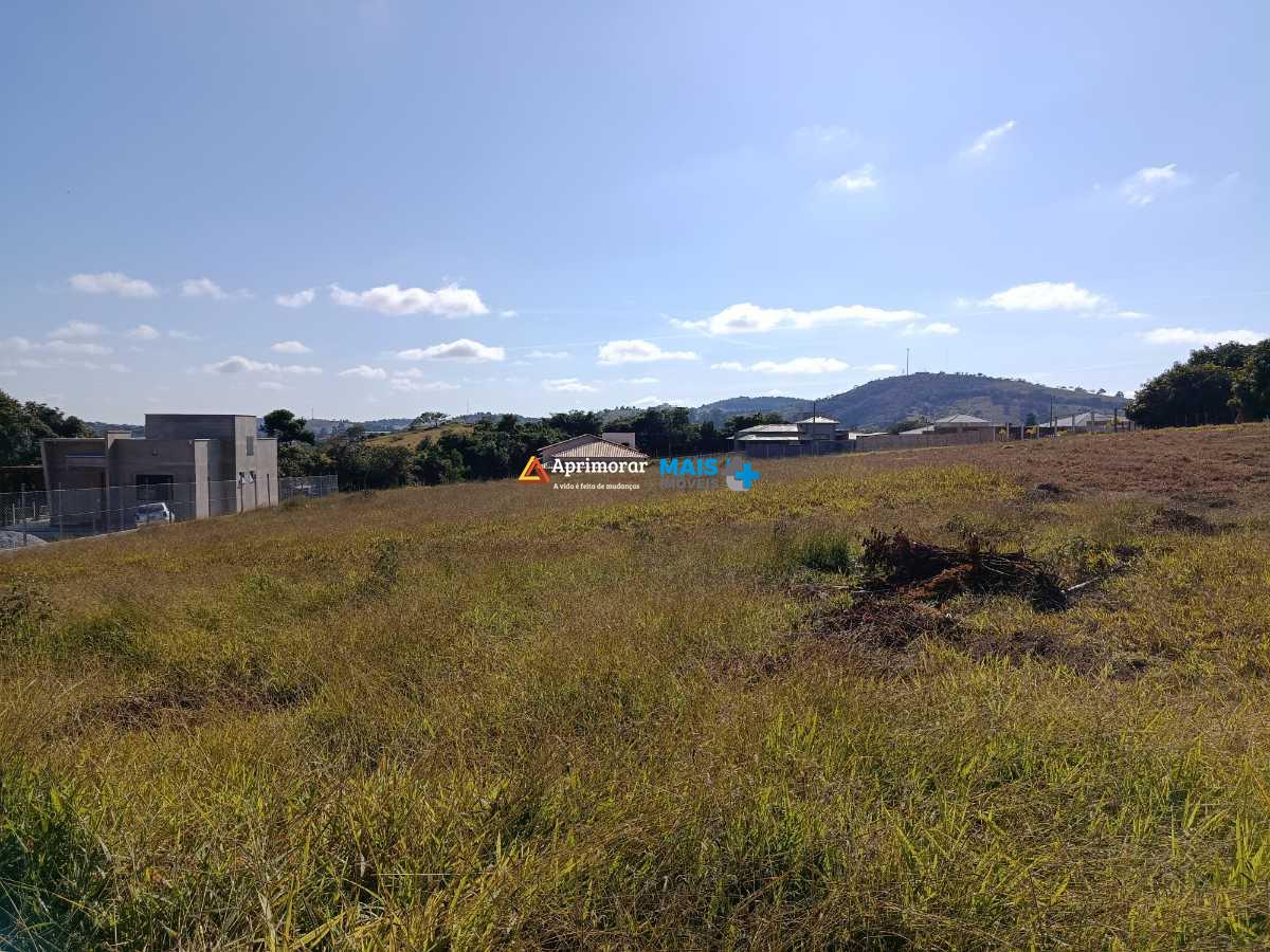 Lote à venda no Condomínio Diamante: 