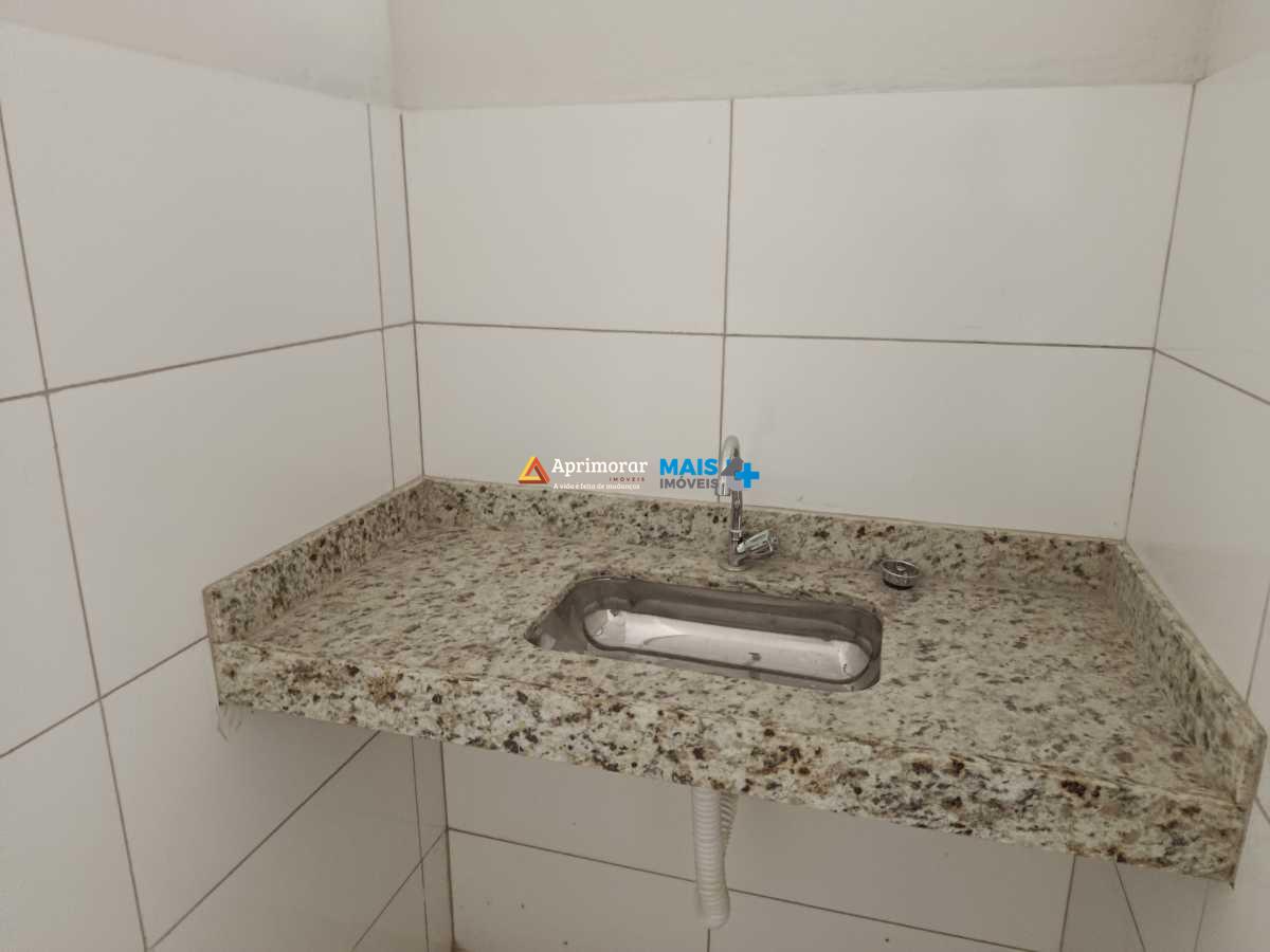 Ponto Comercial à venda no Acácio Ribeiro: 