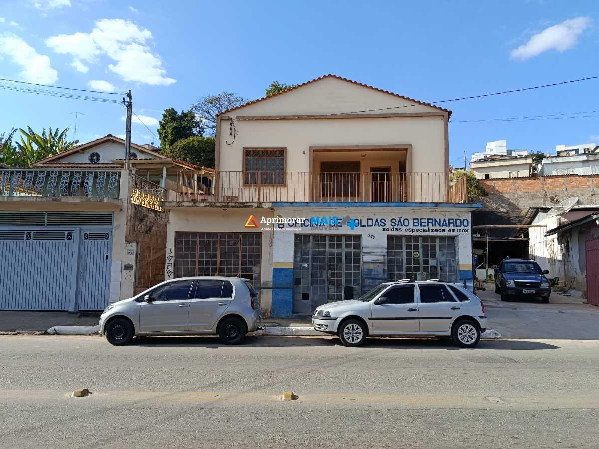 Casa à venda no Cabrais: 