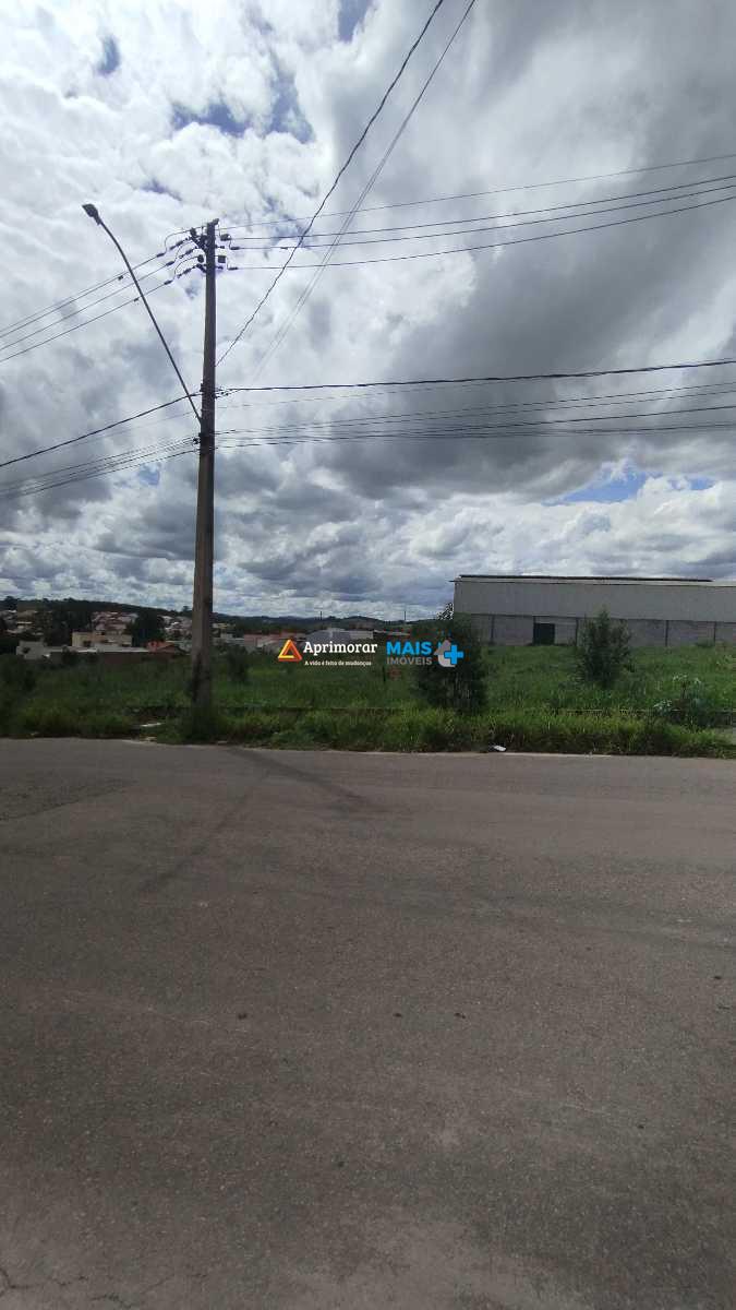 Lote à venda no Distrito Industrial Benedito Landim: 