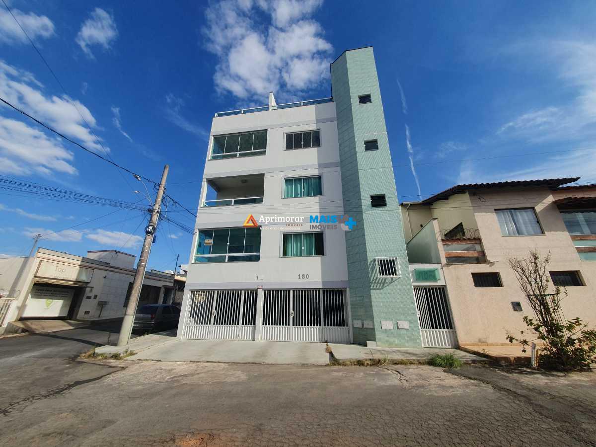 Apartamento à venda no Chácara dos Areões: 