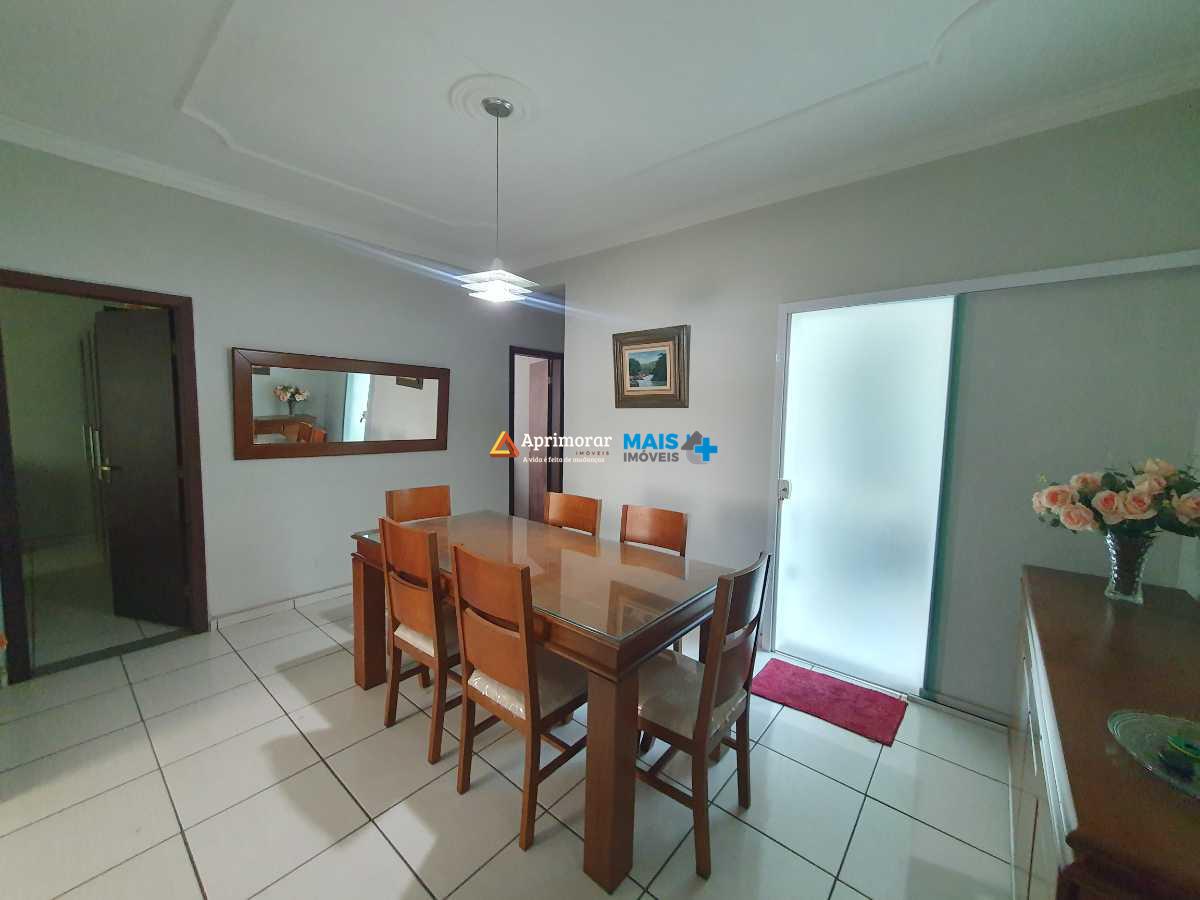 Apartamento à venda no Chácara dos Areões: 