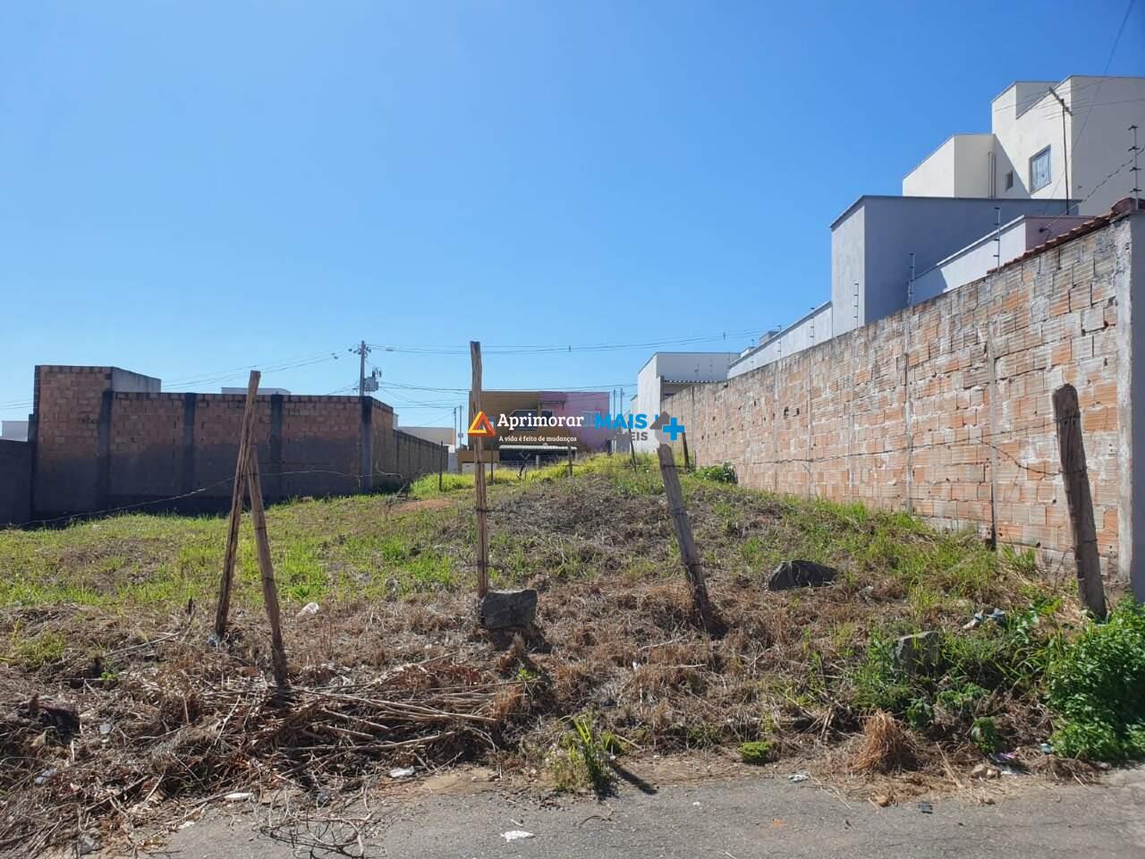 Lote à venda no Recanto da Serra: 