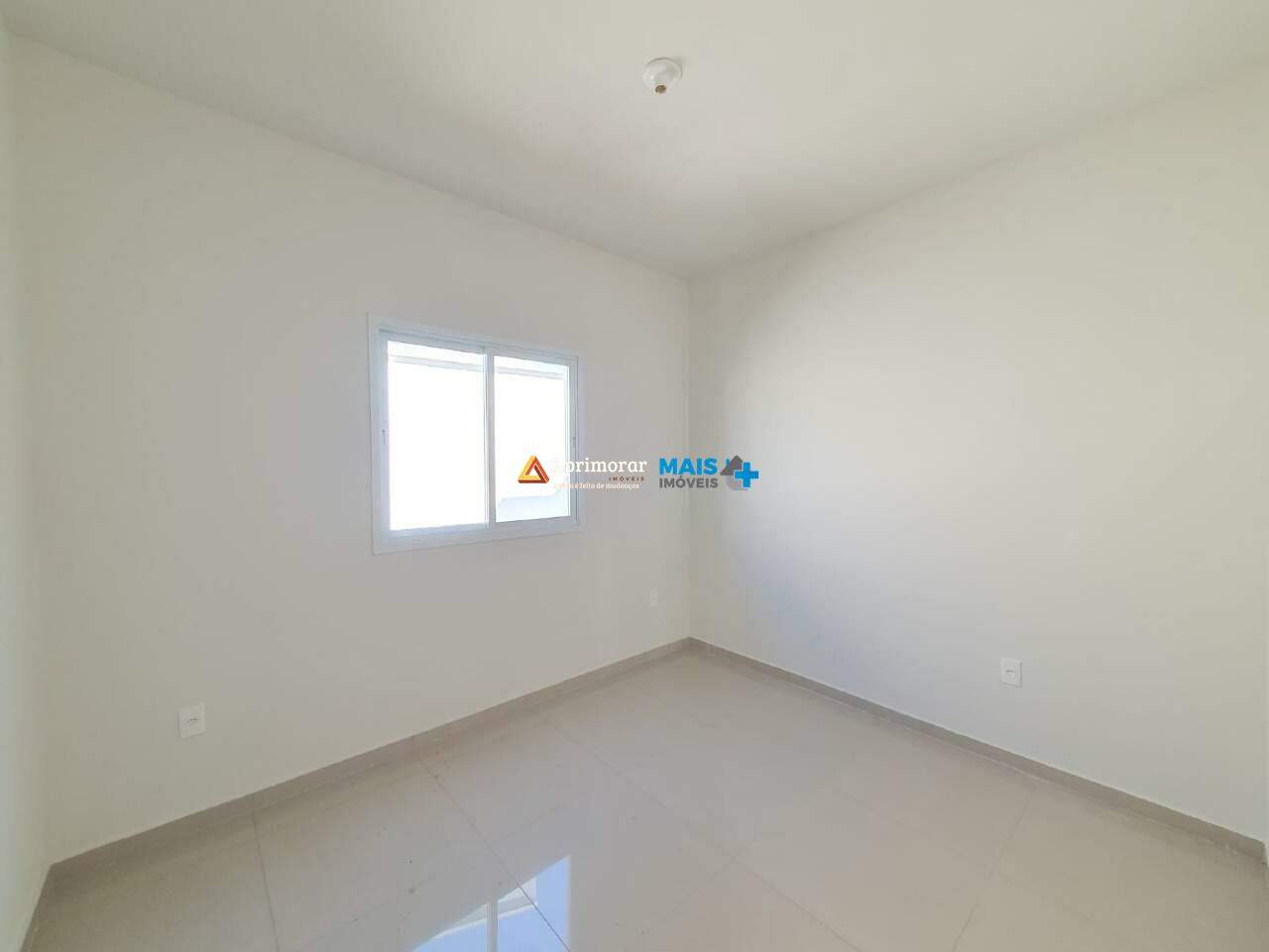 Casa para aluguel no Santa Maria: 