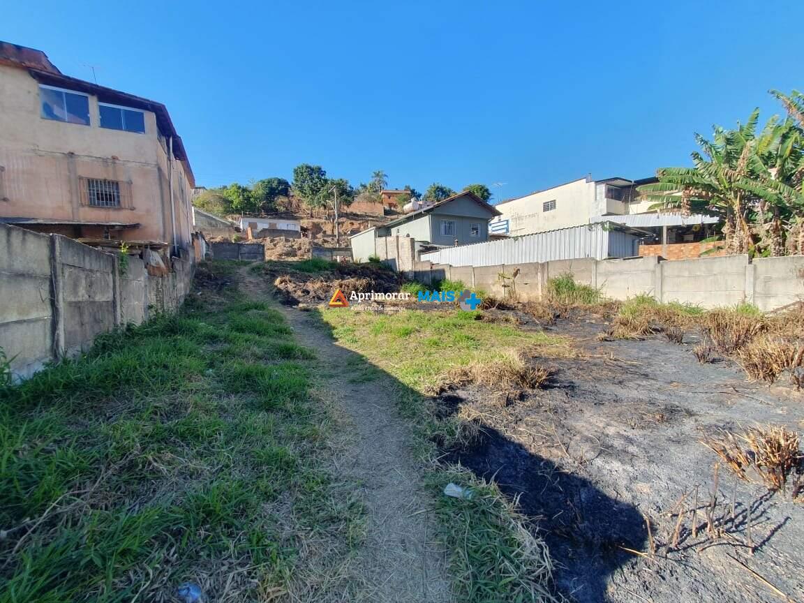 Lote à venda no Cabrais: 