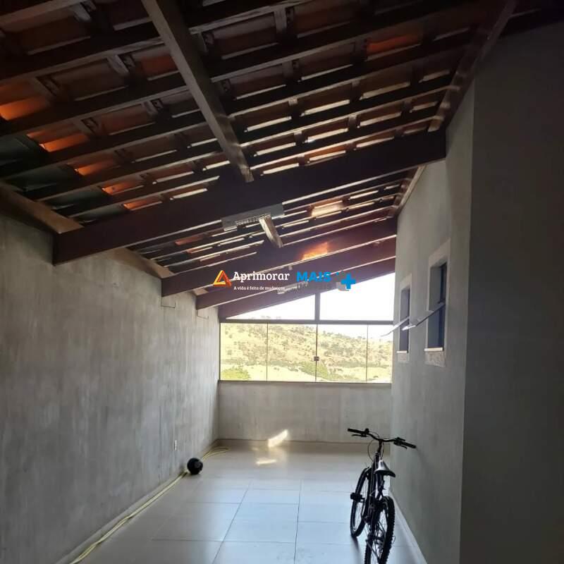 Casa à venda no Bandeirantes: 