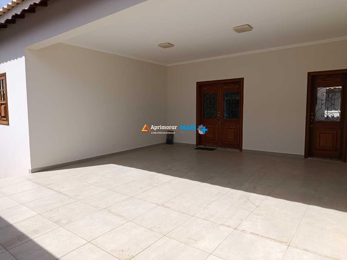 Casa para aluguel no Acácio Ribeiro 2: 