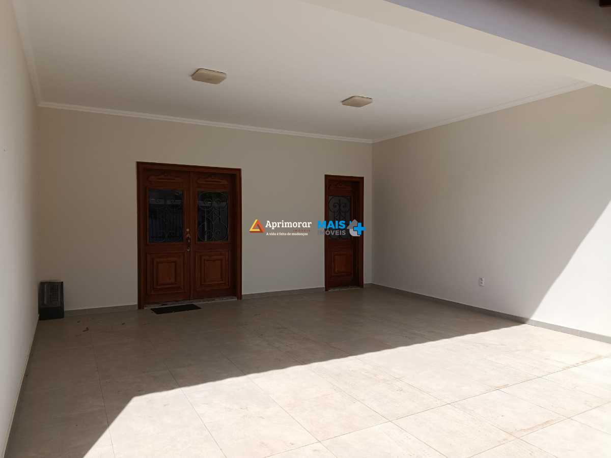 Casa para aluguel no Acácio Ribeiro 2: 