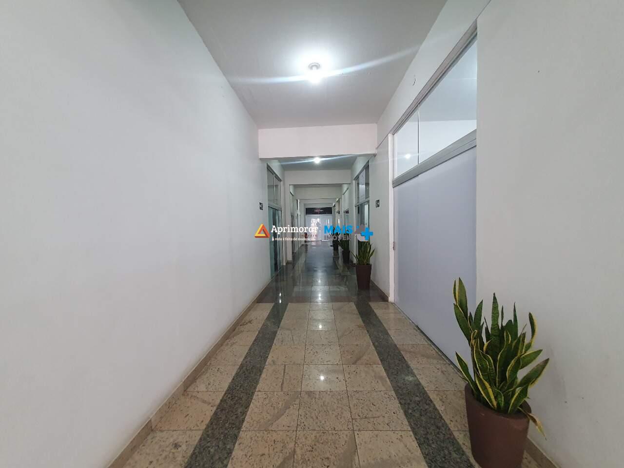 Sala para aluguel no Centro: 