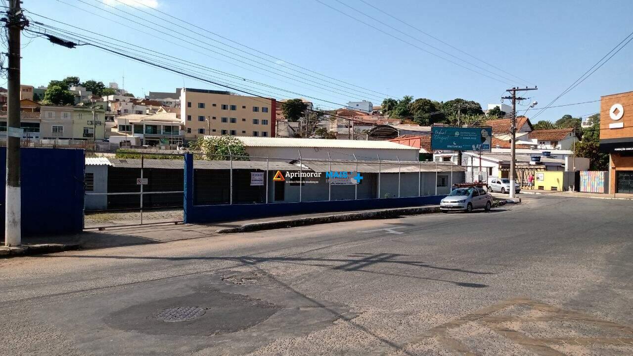Galpão para aluguel no Centro: 