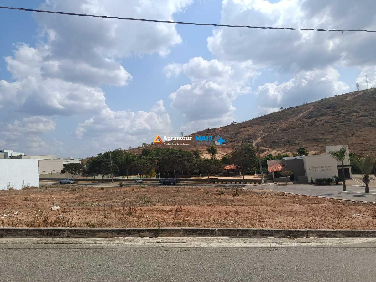 Lote à venda no Condomínio Villa Rica: 