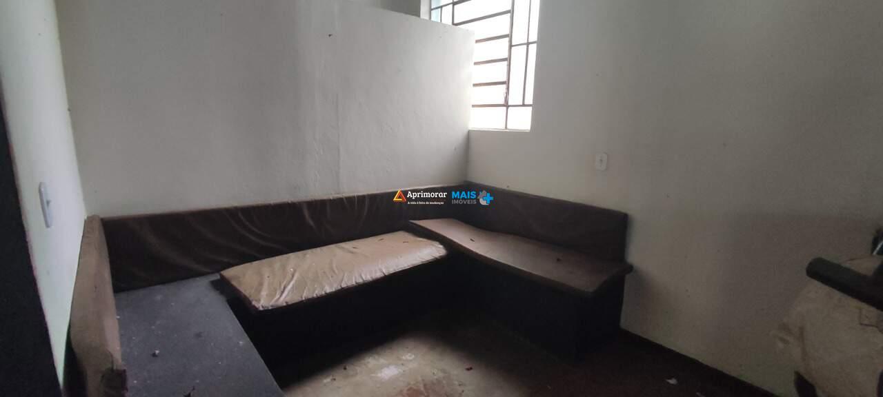 Casa comercial para aluguel no Centro: 