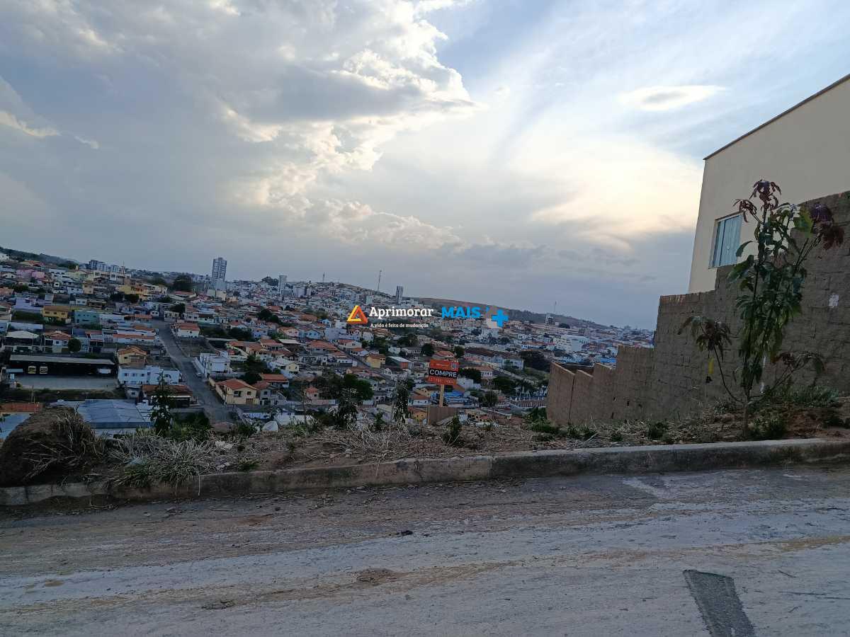 Lote à venda no Monte Cristo: 