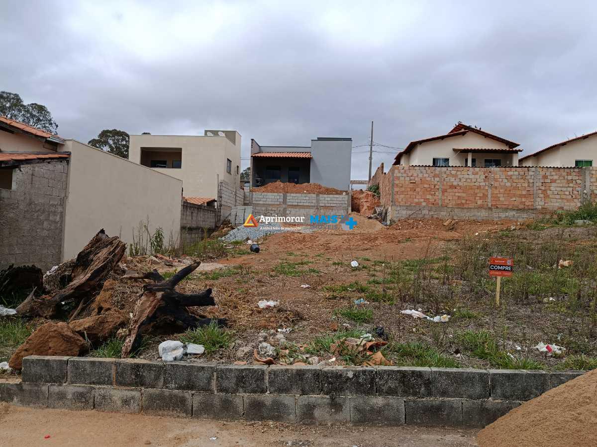 Lote à venda no Dona Figuinha: 