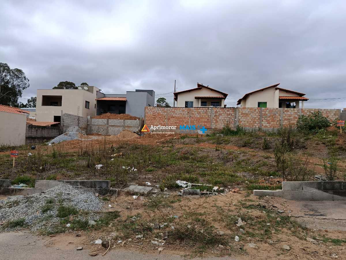 Lote à venda no Dona Figuinha: 