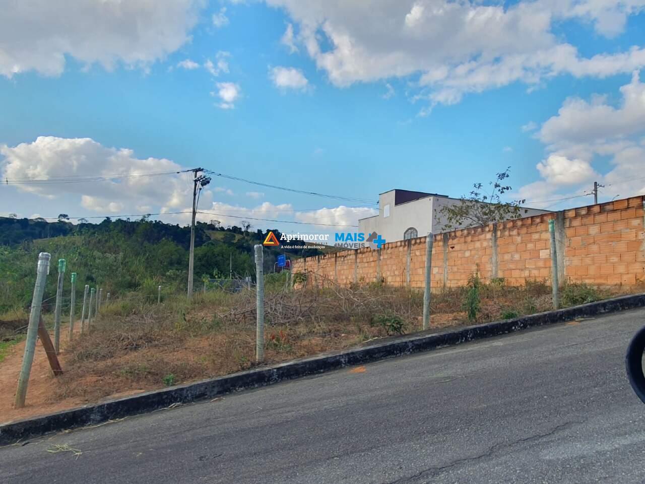 Lote à venda no Portal das Oliveiras: 