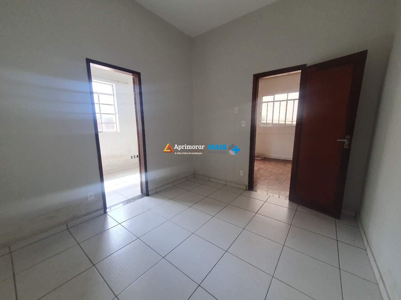 Casa à venda no Centro: 