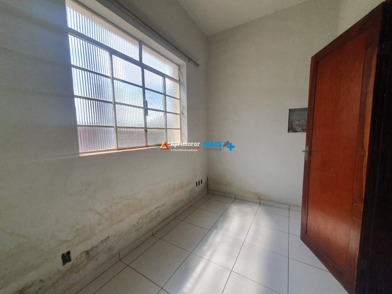 Casa à venda no Centro: 