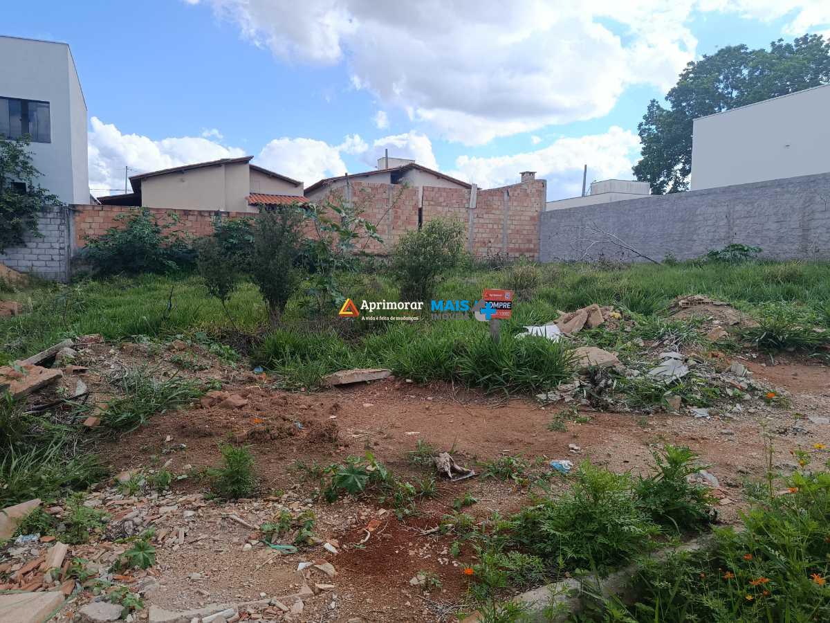 Lote à venda no Dona Figuinha: 