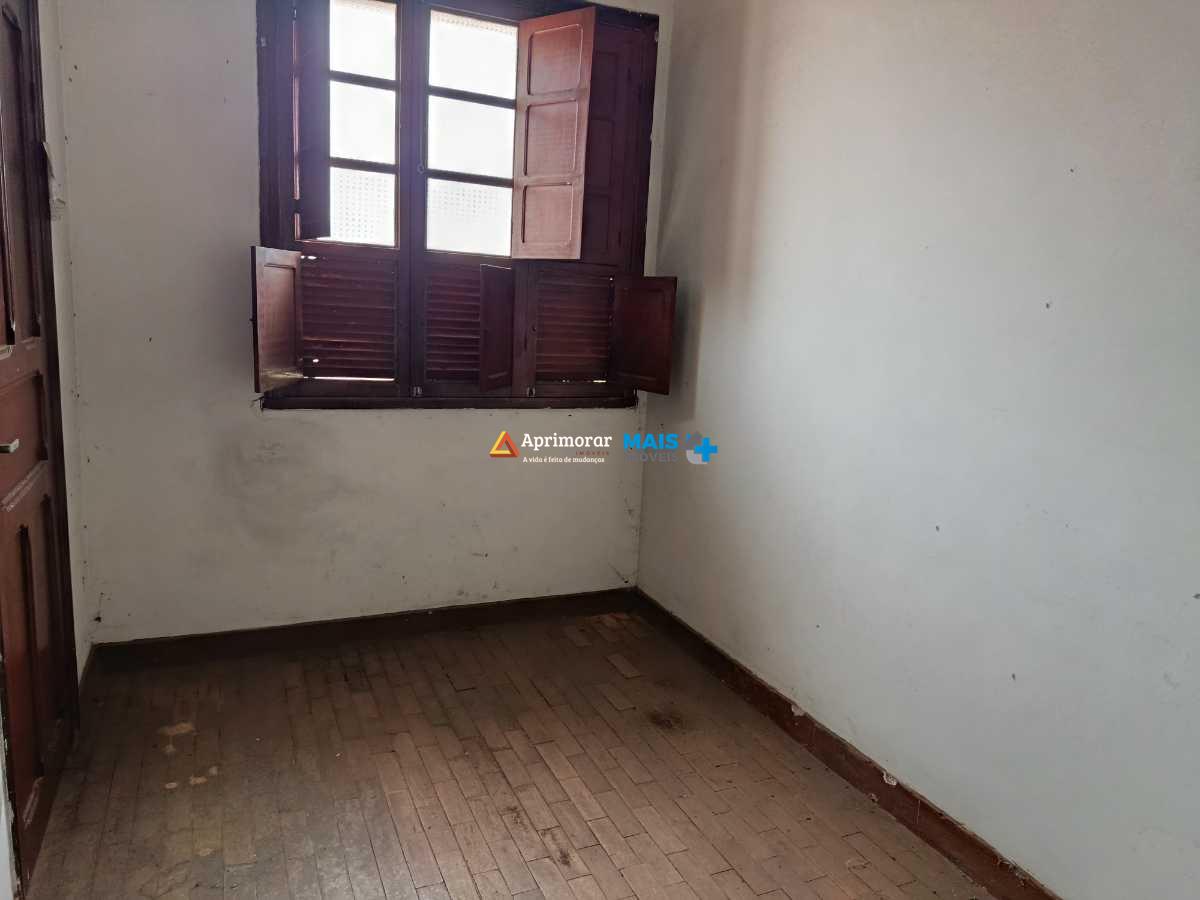 Casa à venda no Centro: 