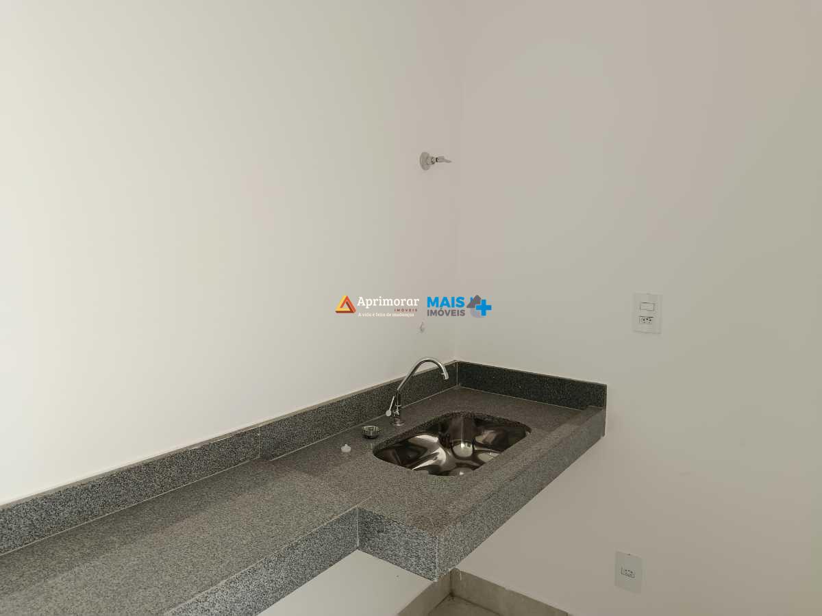 Sala para aluguel no Centro: 