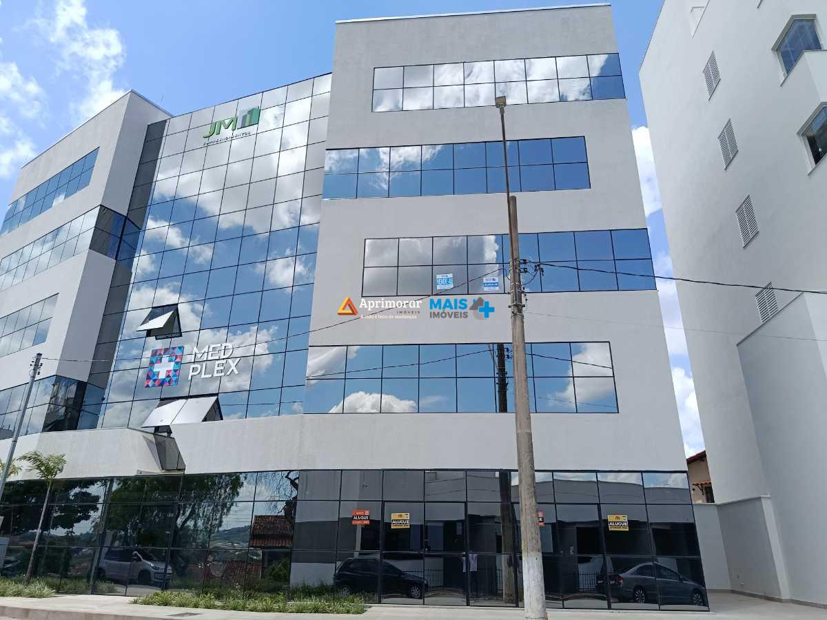 Sala à venda no Centro: 