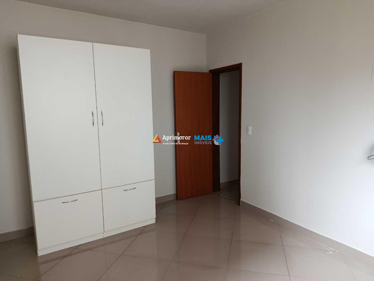 Apartamento para aluguel no Sinhaninha: 