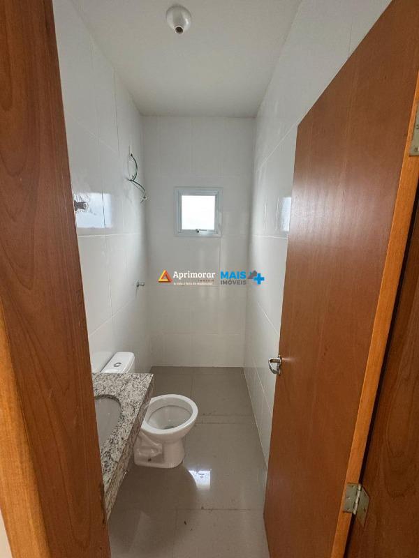 Casa em condomínio à venda no Santa Maria: 