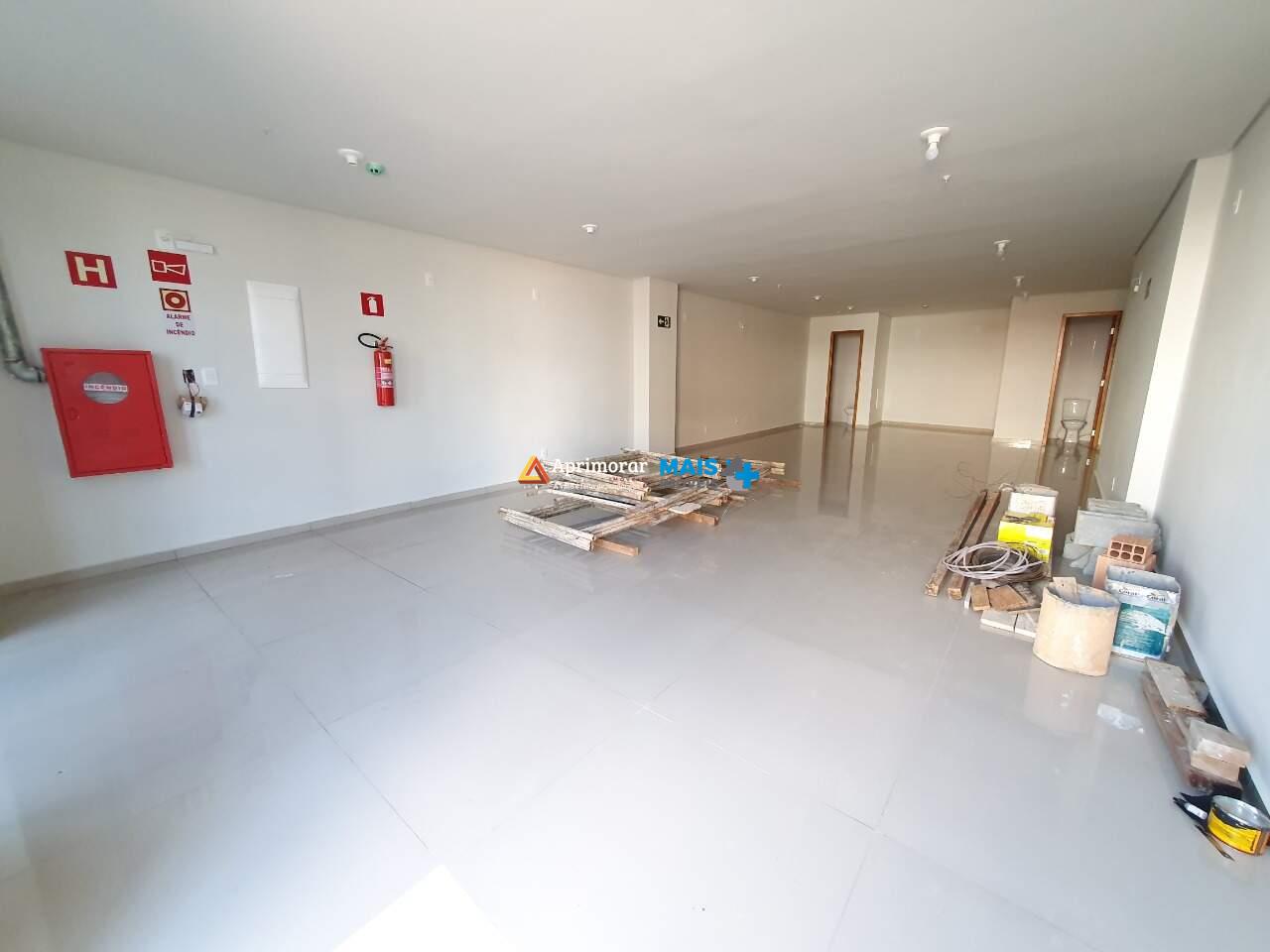 Sala para aluguel no Centro: 