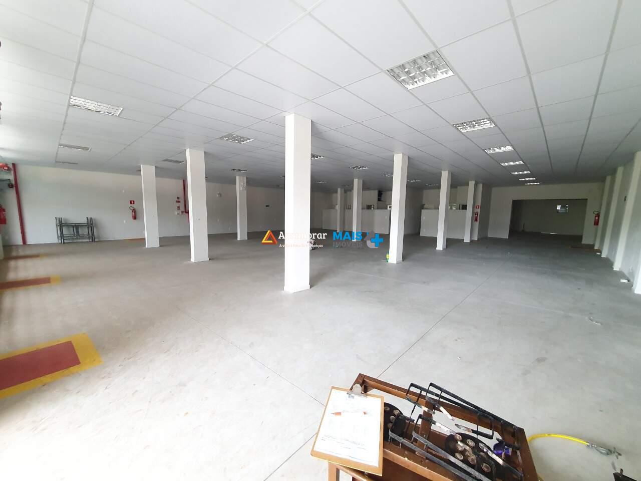 Galpão para aluguel no Doutor From: 