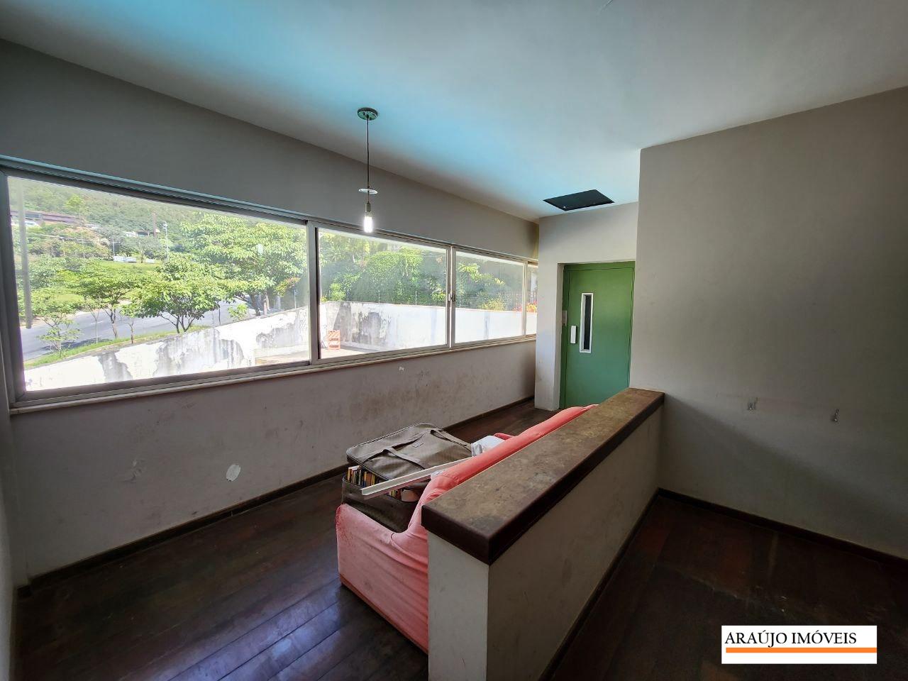 Casa à venda no MANGABEIRAS: 