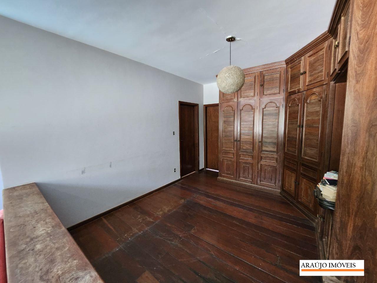 Casa à venda no MANGABEIRAS: 