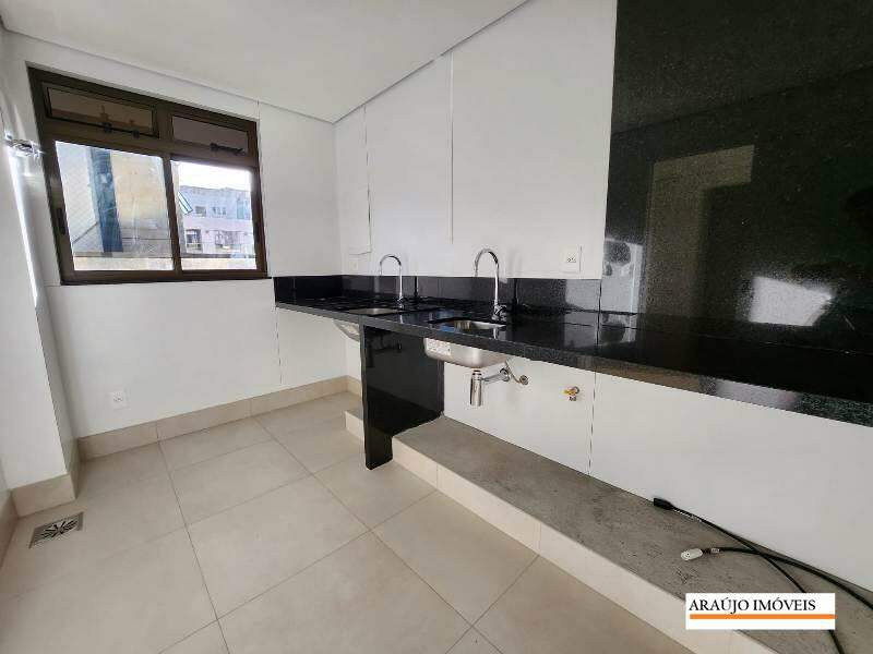 Apartamento à venda no SÃO PEDRO: 