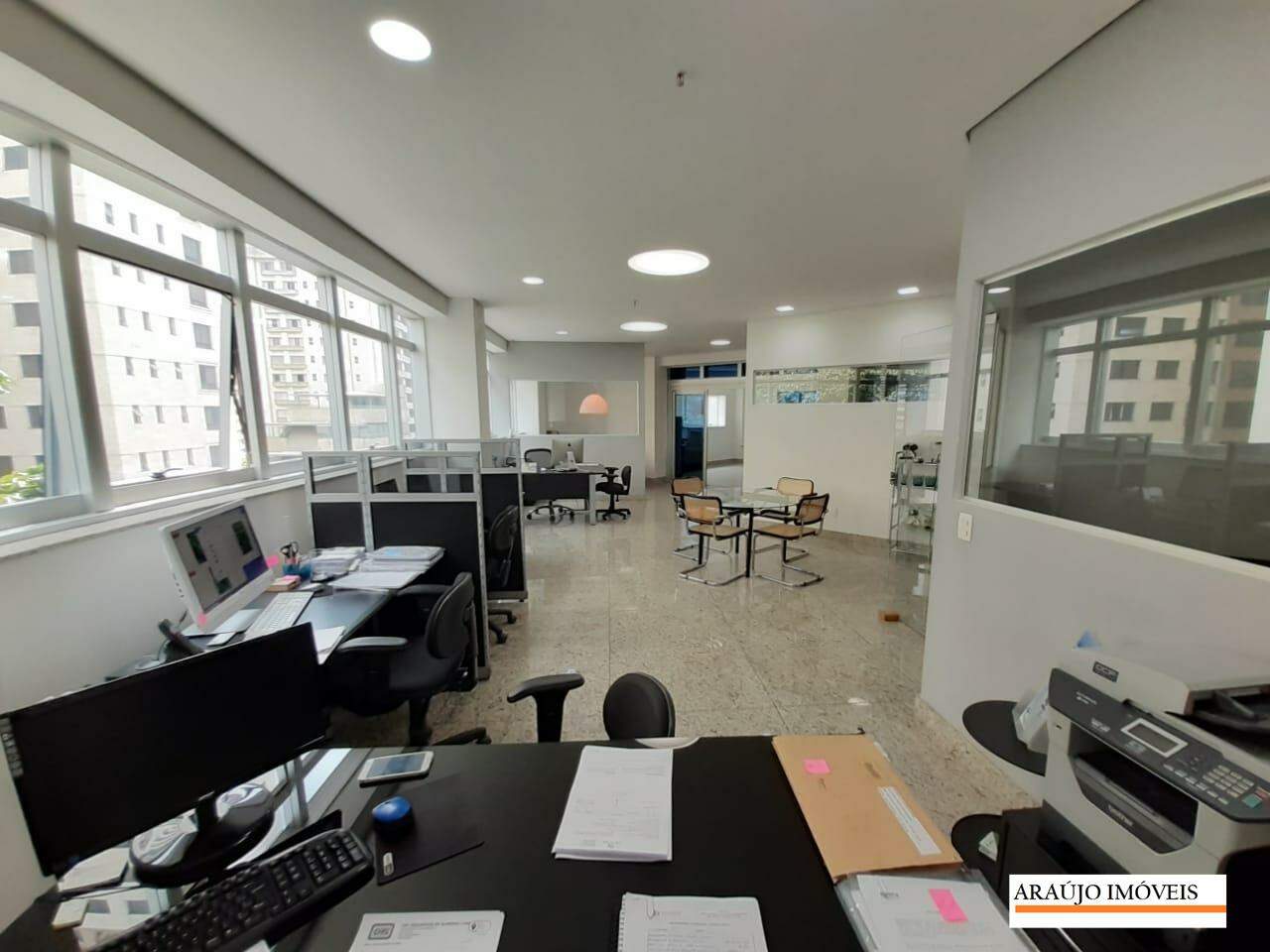 Sala à venda no LOURDES: 