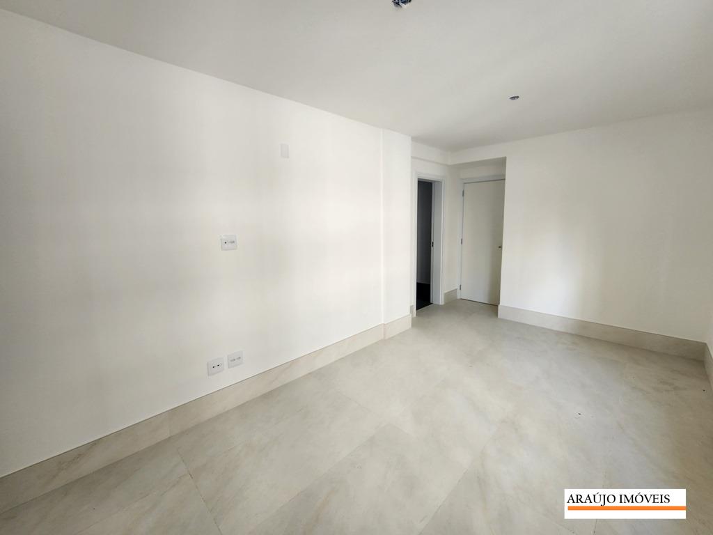 Apartamento à venda no SANTO AGOSTINHO: 