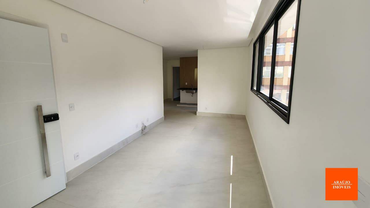Apartamento à venda no SANTO ANTONIO: 