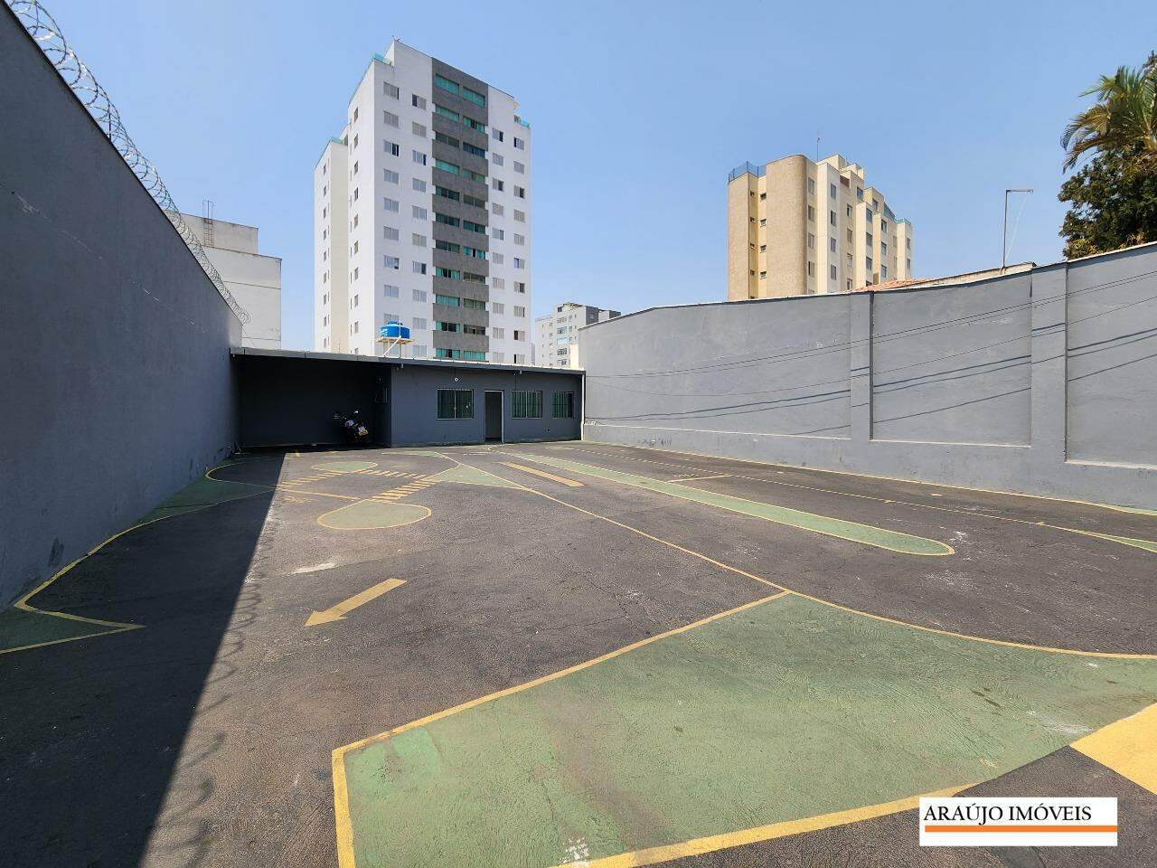 Lote para aluguel no SANTA EFIGENIA: 