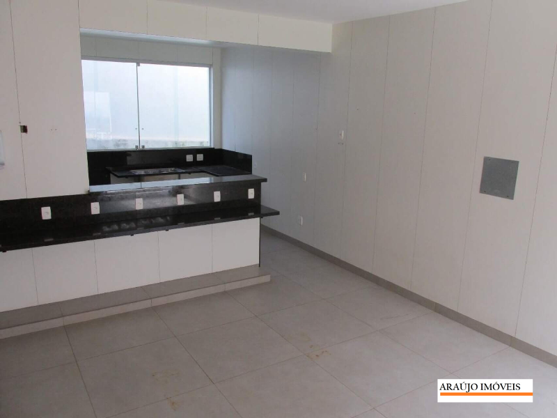 Casa à venda no SANTA LUCIA: 