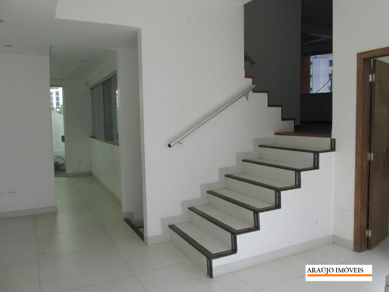 Casa à venda no SANTA LUCIA: 