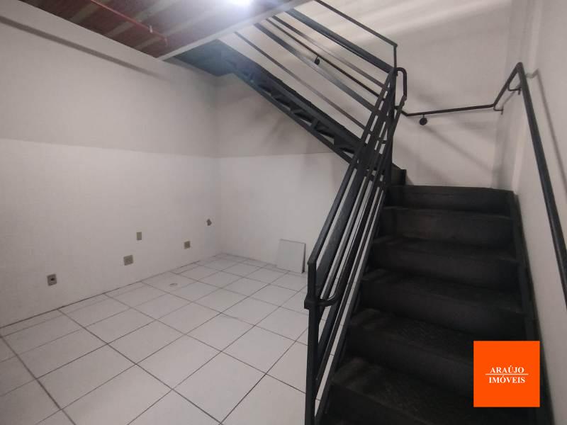 Loja para aluguel no SILVEIRA: 