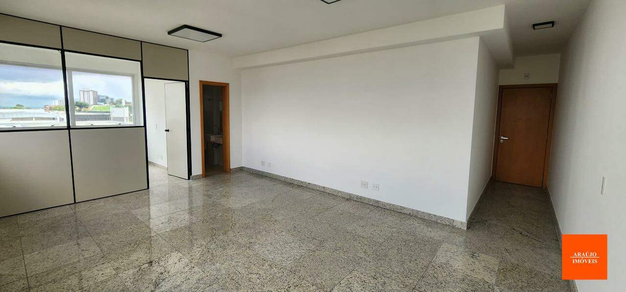 Sala para aluguel no Estoril: 