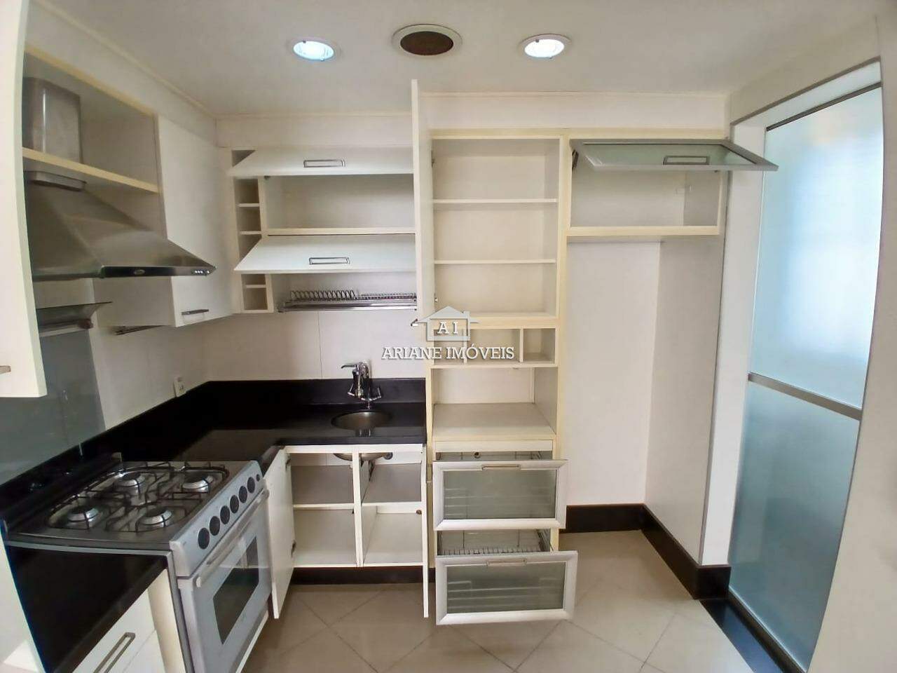 Apartamento para alugar com 2 quartos, 80m² - Foto 19