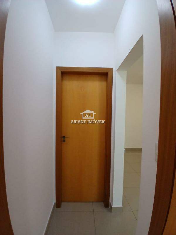 Apartamento para alugar com 2 quartos, 90m² - Foto 17