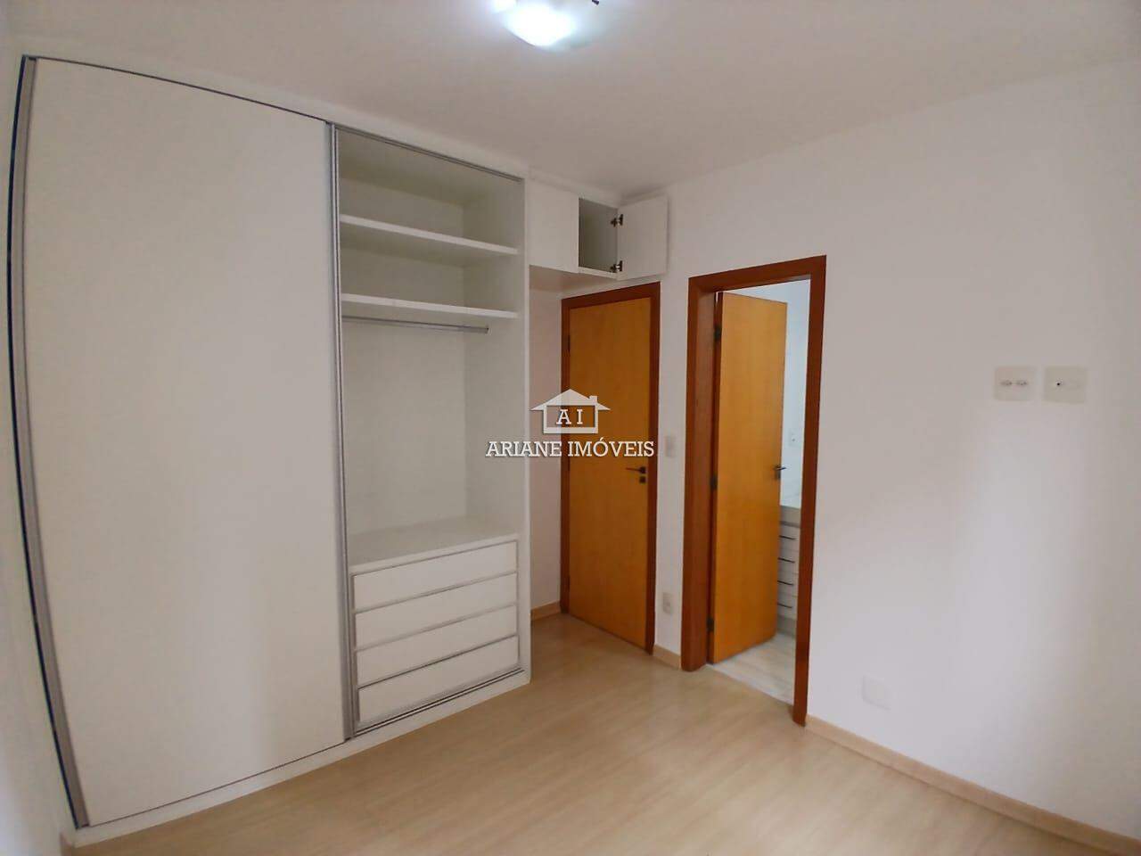 Apartamento para alugar com 2 quartos, 90m² - Foto 11