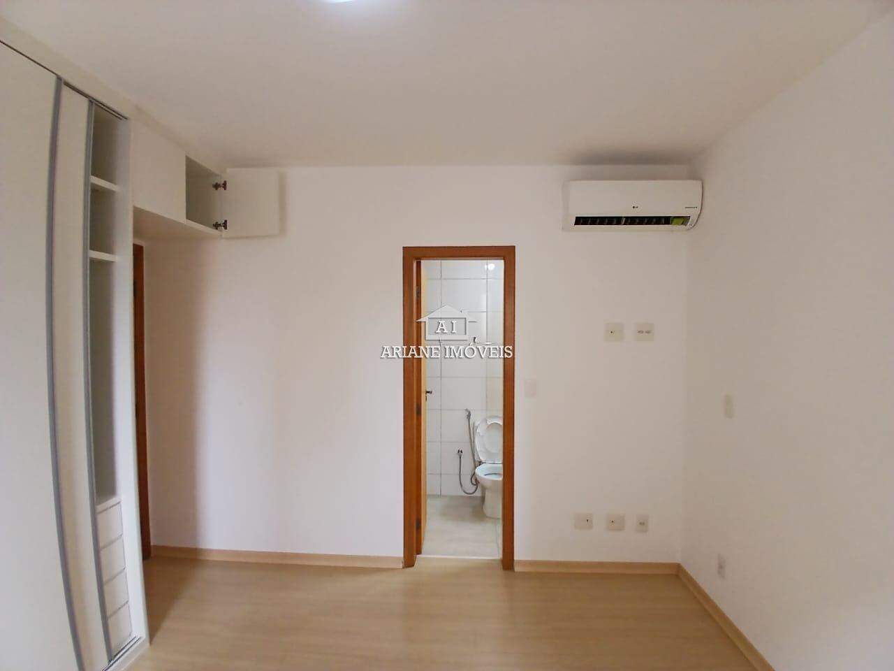 Apartamento para alugar com 2 quartos, 90m² - Foto 8